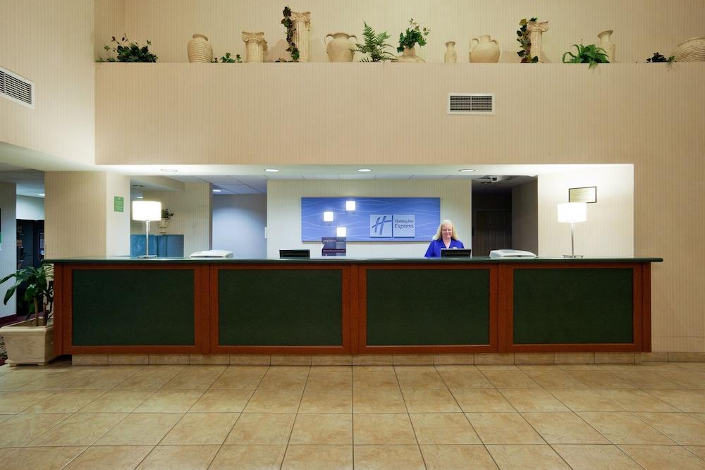 Holiday Inn Express & Suites Tracy By Ihg Eksteriør billede