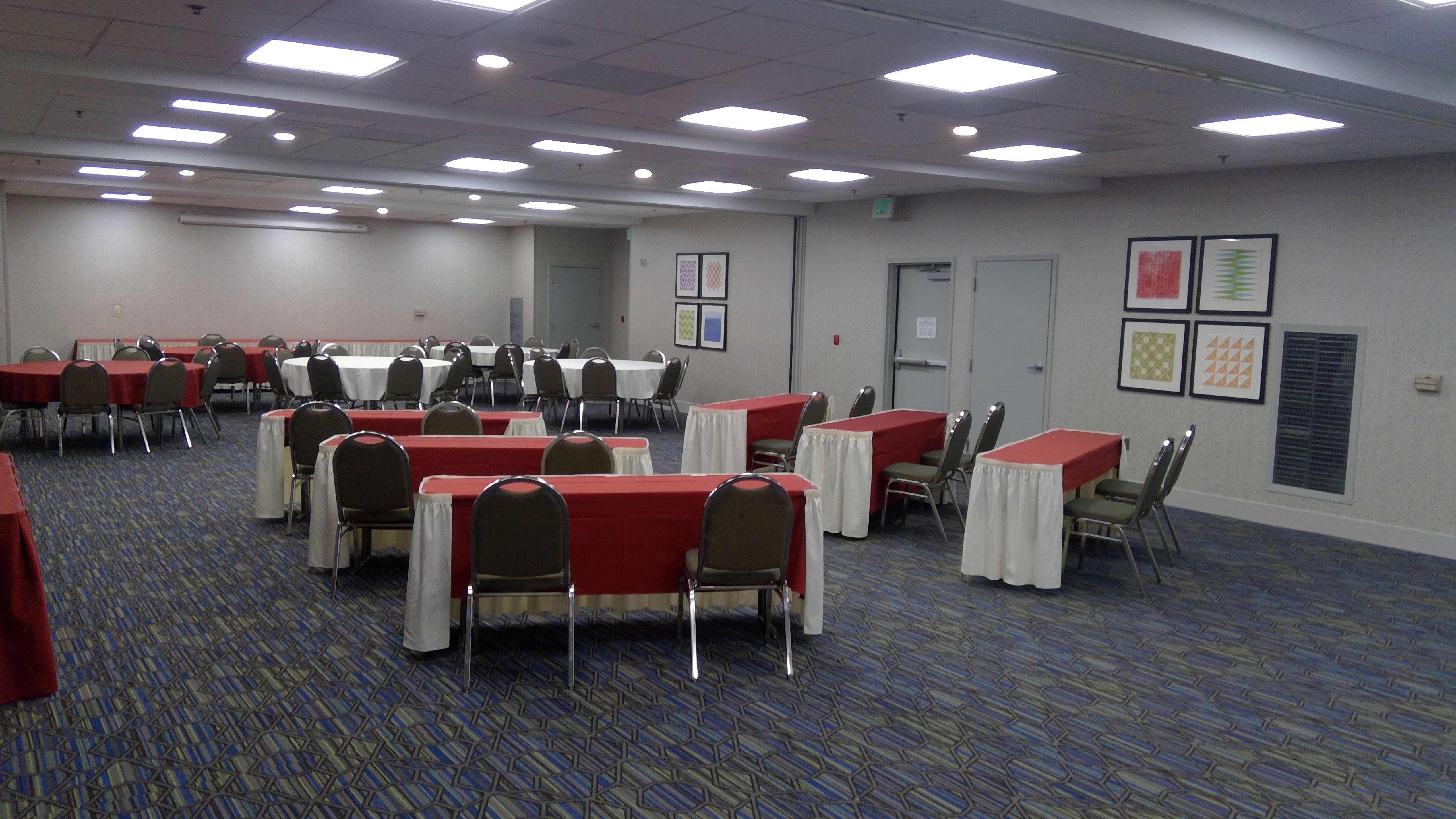 Holiday Inn Express & Suites Tracy By Ihg Eksteriør billede