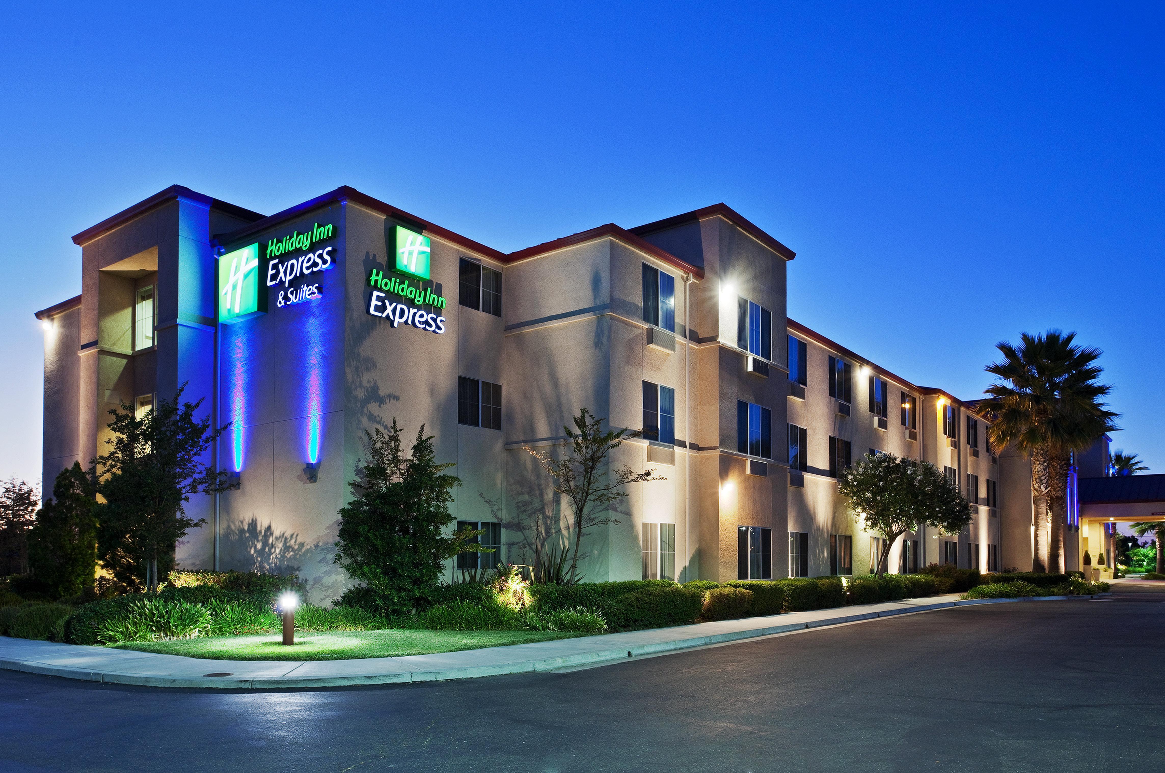 Holiday Inn Express & Suites Tracy By Ihg Eksteriør billede
