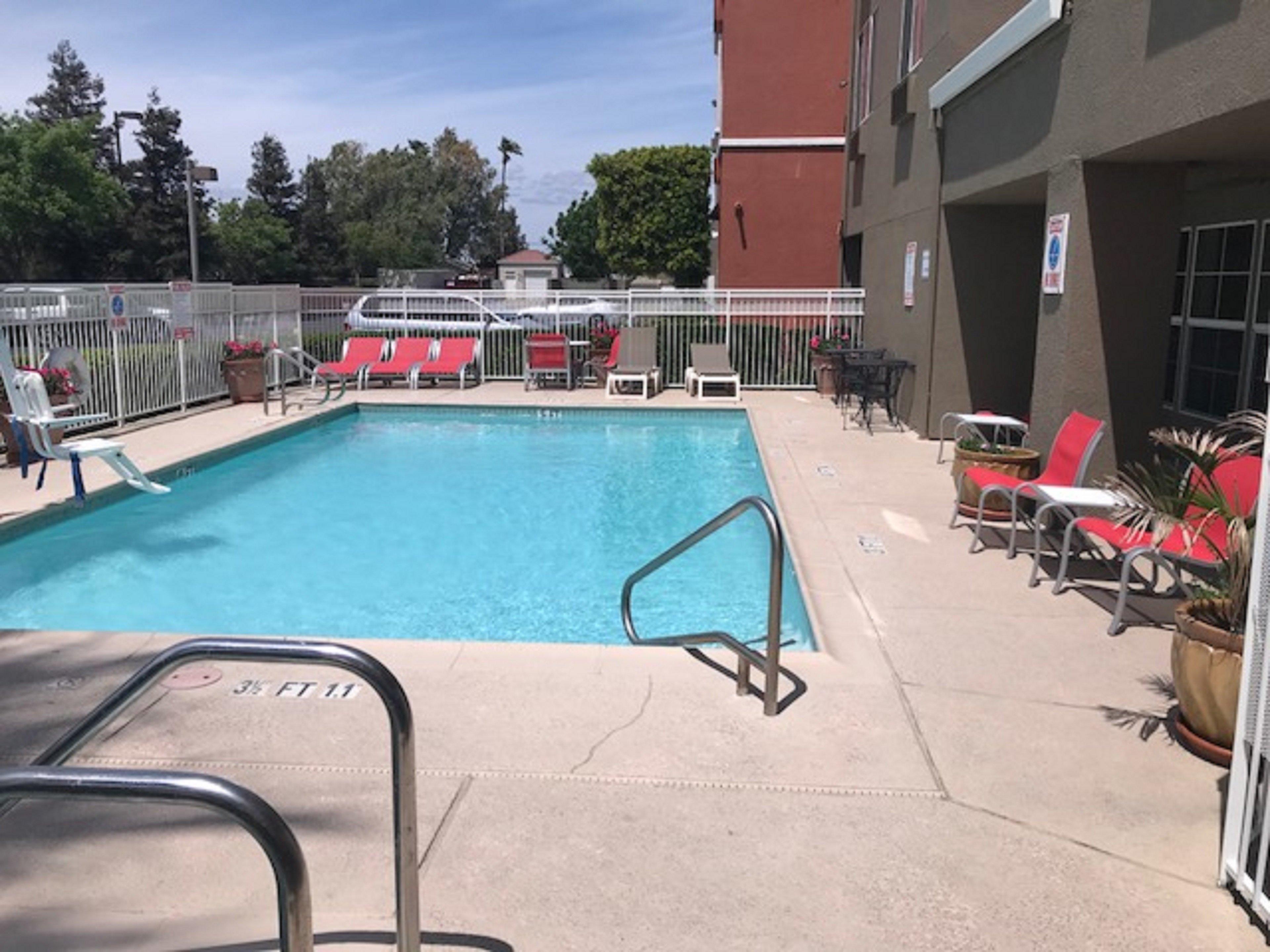 Holiday Inn Express & Suites Tracy By Ihg Eksteriør billede