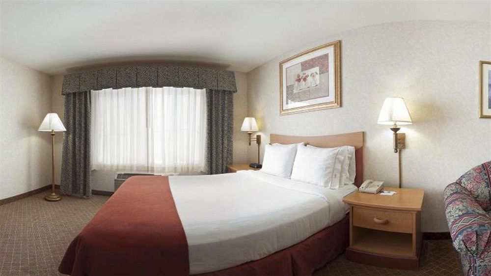 Holiday Inn Express & Suites Tracy By Ihg Eksteriør billede